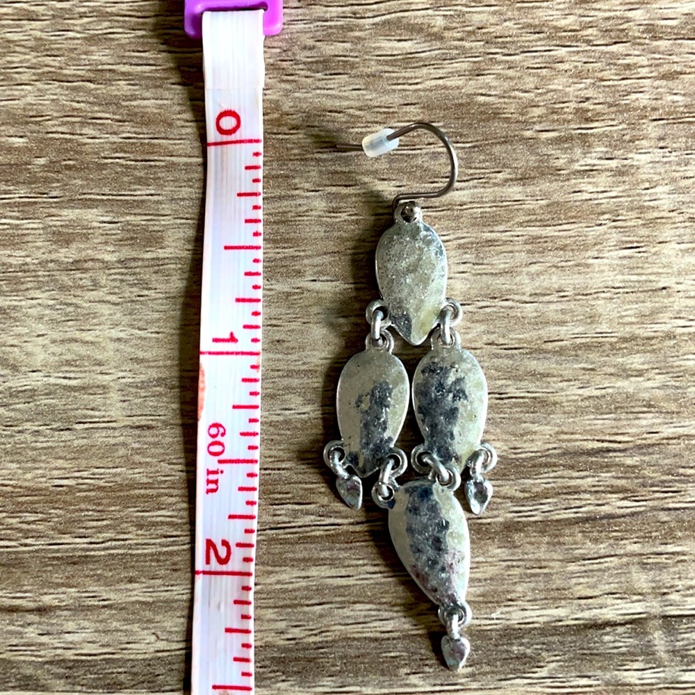 Lucky Brand dangling NEW silver tone earrings - Picture 2 of 3